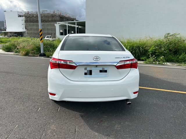 TOYOTA豐田 ALTIS  第4張相片