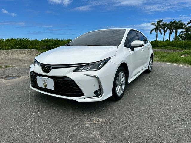 TOYOTA豐田 COROLLA ALTIS HYBRID  第1張相片