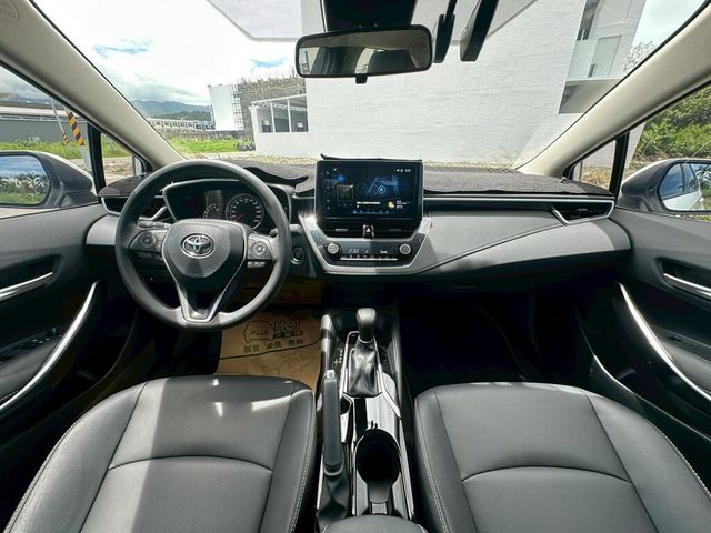 TOYOTA豐田 COROLLA ALTIS HYBRID  第5張相片