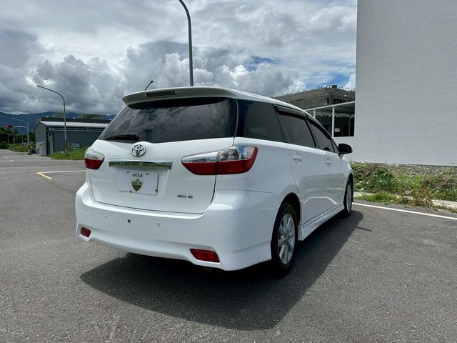TOYOTA豐田 WISH  第2張相片