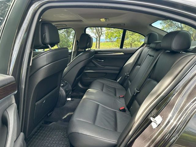 BMW寶馬 528I  第9張相片