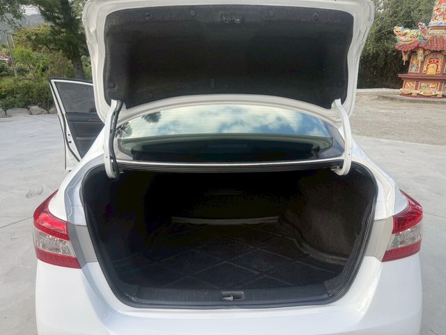 NISSAN日產 SENTRA  第6張相片