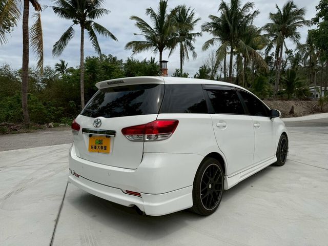 TOYOTA豐田 WISH  第2張相片