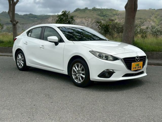 MAZDA馬自達 MAZDA 3  第12張相片