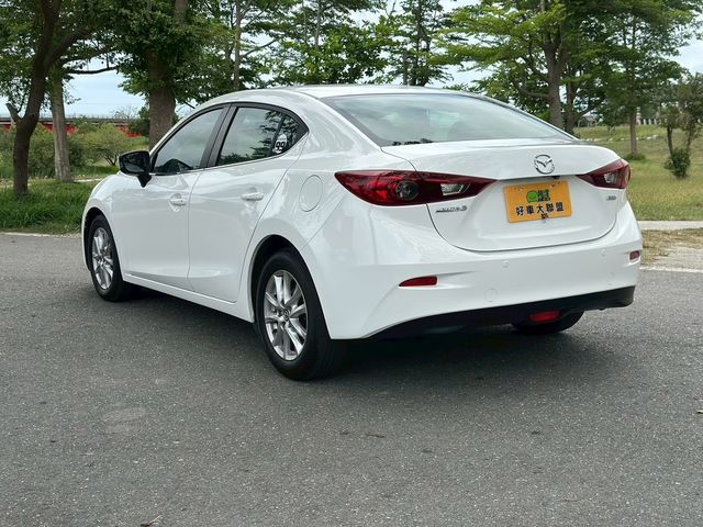 MAZDA馬自達 MAZDA 3  第13張相片