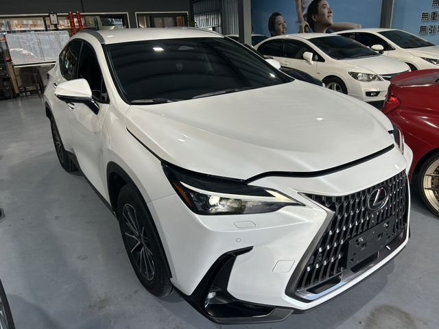 LEXUS凌志 NX200  第7張相片