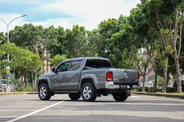 VOLKSWAGEN福斯 AMAROK  第2張相片