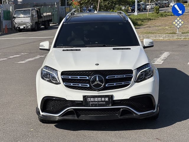 M-BENZ賓士 GL550  第2張相片