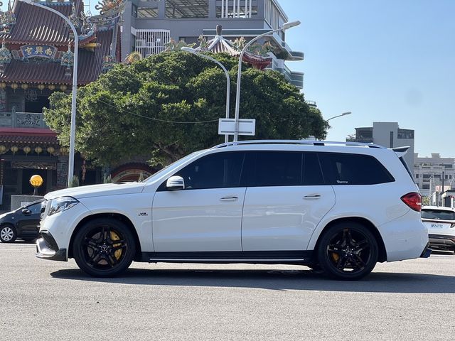 M-BENZ賓士 GL550  第5張相片