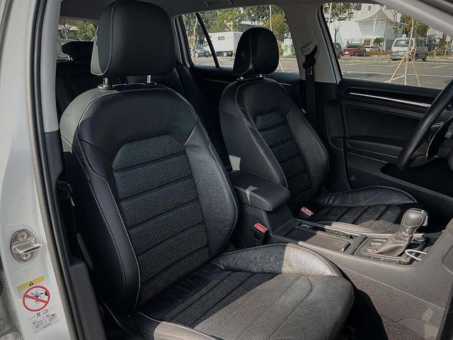 VOLKSWAGEN福斯 GOLF VARIANT  第6張相片