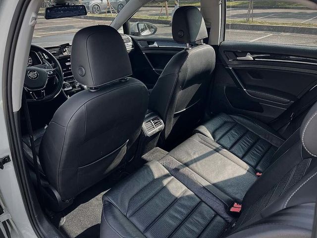 VOLKSWAGEN福斯 GOLF VARIANT  第8張相片