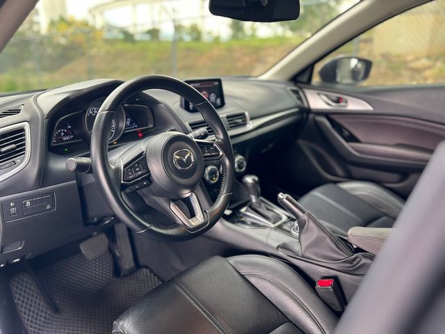MAZDA馬自達 MAZDA 3  第3張相片