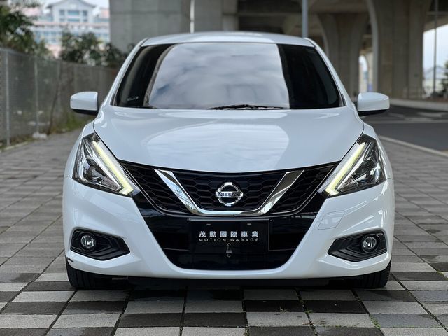 NISSAN日產 TIIDA  第3張相片