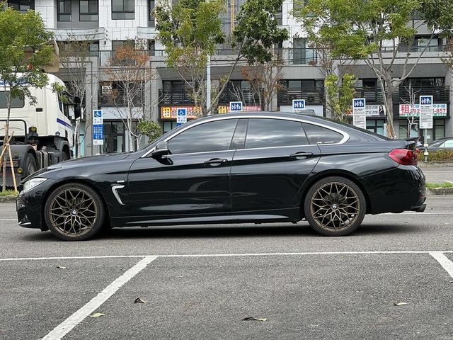 BMW寶馬 420I CONVERTIBLE  第6張相片