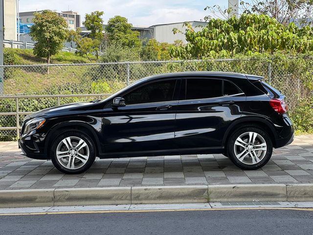 M-BENZ賓士 GLA250  第3張相片