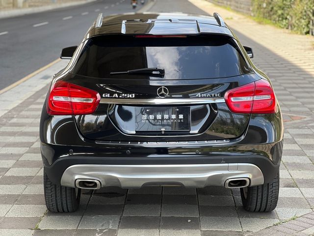 M-BENZ賓士 GLA250  第4張相片