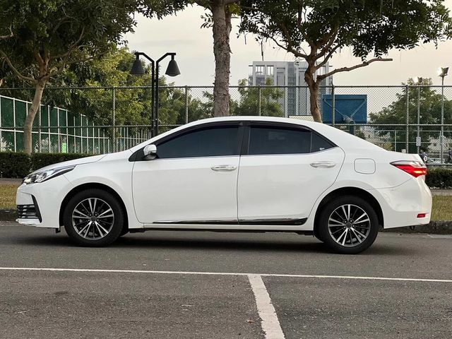 TOYOTA豐田 ALTIS  第5張相片