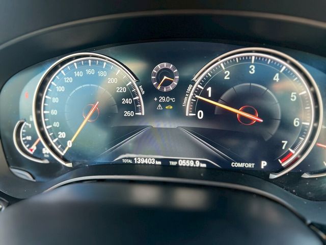 BMW寶馬 540I  第8張相片