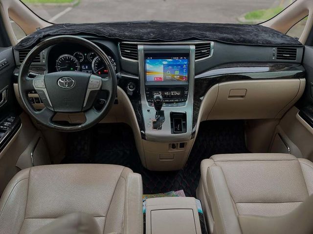 TOYOTA豐田 ALPHARD  第7張相片