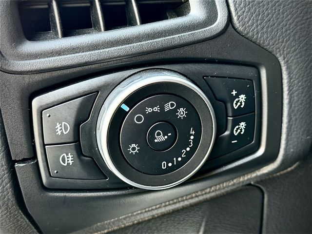 FORD福特 FOCUS  第14張相片