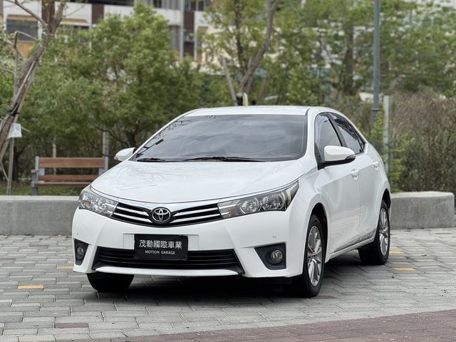 TOYOTA豐田 ALTIS  第1張相片