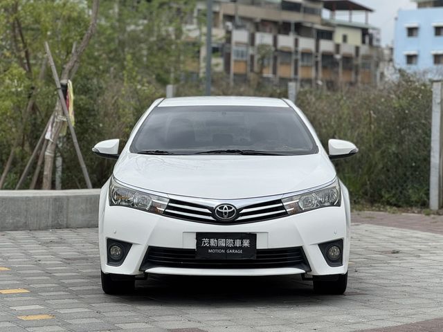 TOYOTA豐田 ALTIS  第2張相片