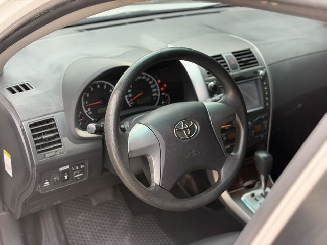 TOYOTA豐田 ALTIS  第5張相片
