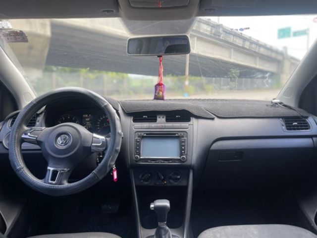 VOLKSWAGEN福斯 POLO  第5張相片