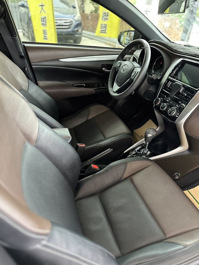 TOYOTA豐田 YARIS CROSSOVE  第4張相片