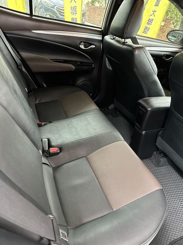 TOYOTA豐田 YARIS CROSSOVE  第5張相片