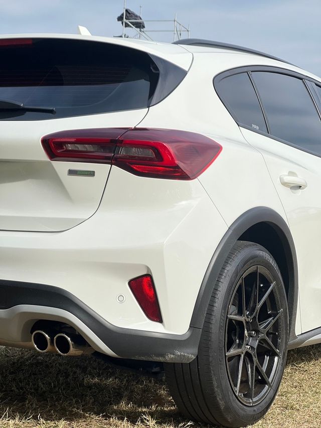 FORD福特 FOCUS ACTIVE  第5張相片