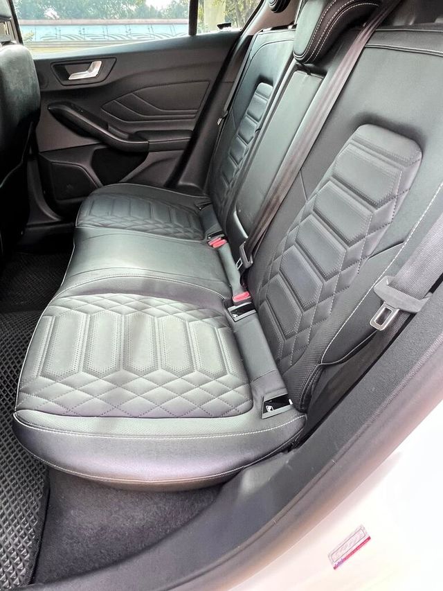 FORD福特 FOCUS ACTIVE  第9張相片