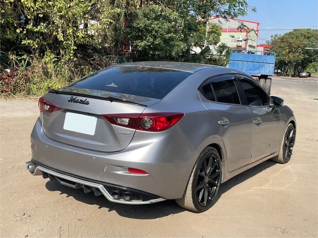 MAZDA馬自達 MAZDA 3  第2張相片
