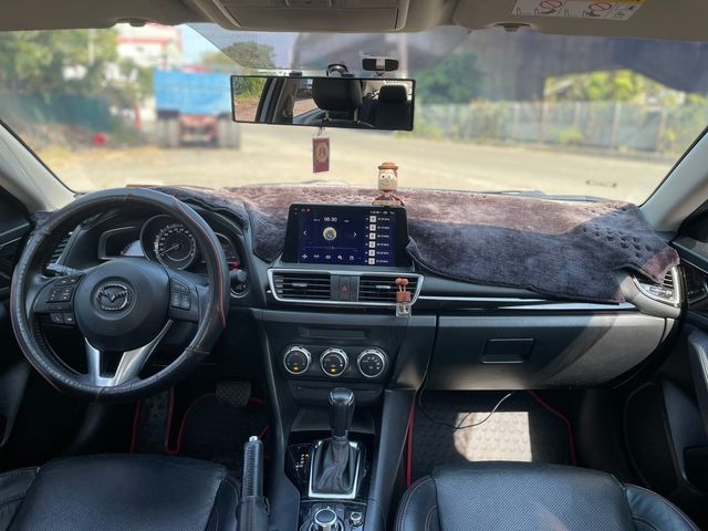 MAZDA馬自達 MAZDA 3  第7張相片