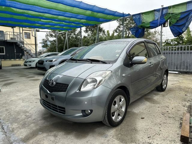 TOYOTA豐田 YARIS  第2張相片