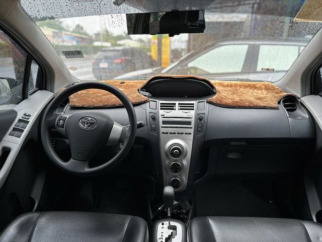 TOYOTA豐田 YARIS  第7張相片