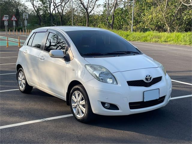 TOYOTA豐田 YARIS  第2張相片