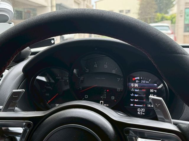 PORSCHE保時捷 BOXSTER  第7張相片