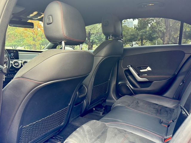 M-BENZ賓士 A200  第13張相片