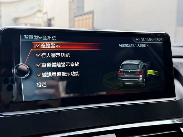 BMW寶馬 X3  第10張相片