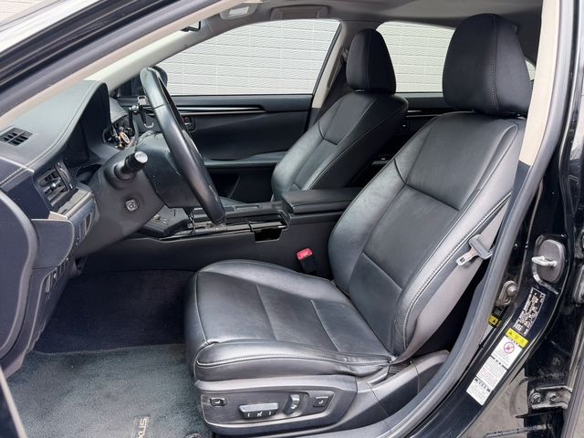 LEXUS凌志 ES300H  第4張相片