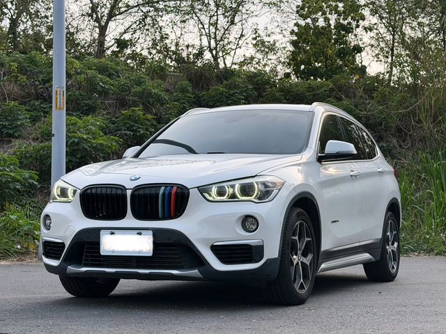 BMW寶馬 X1  第1張相片