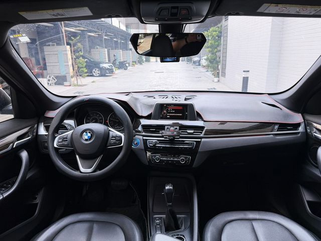 BMW寶馬 X1  第3張相片