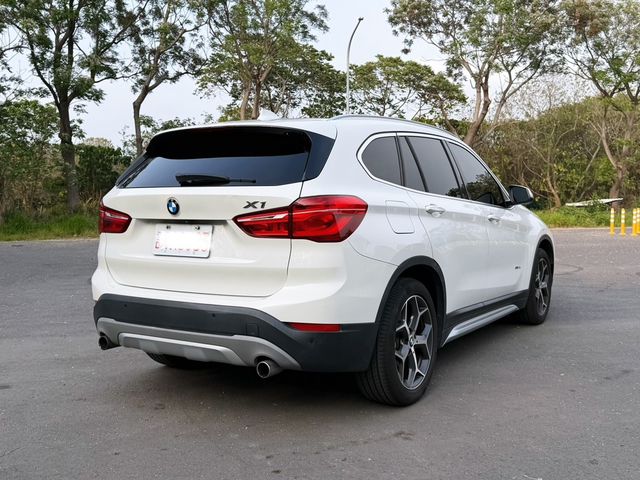 BMW寶馬 X1  第8張相片