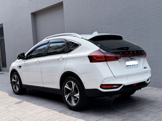 LUXGEN納智捷 U6 GT  第9張相片