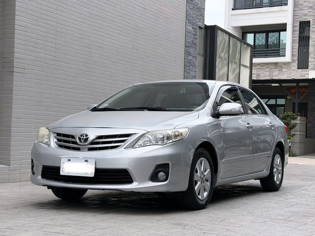 TOYOTA豐田 ALTIS  第1張相片