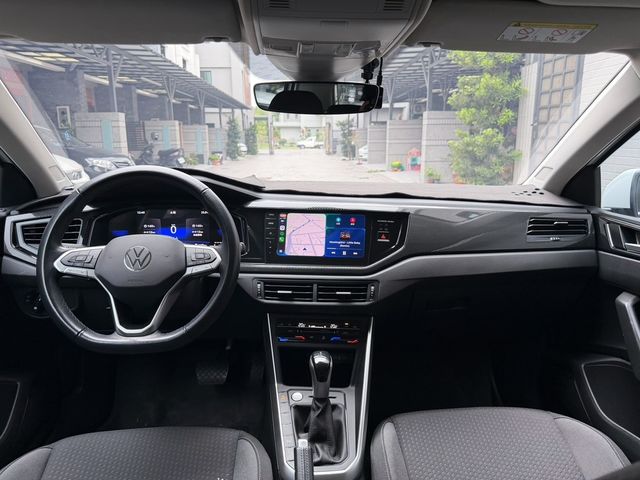 VOLKSWAGEN福斯 POLO  第3張相片