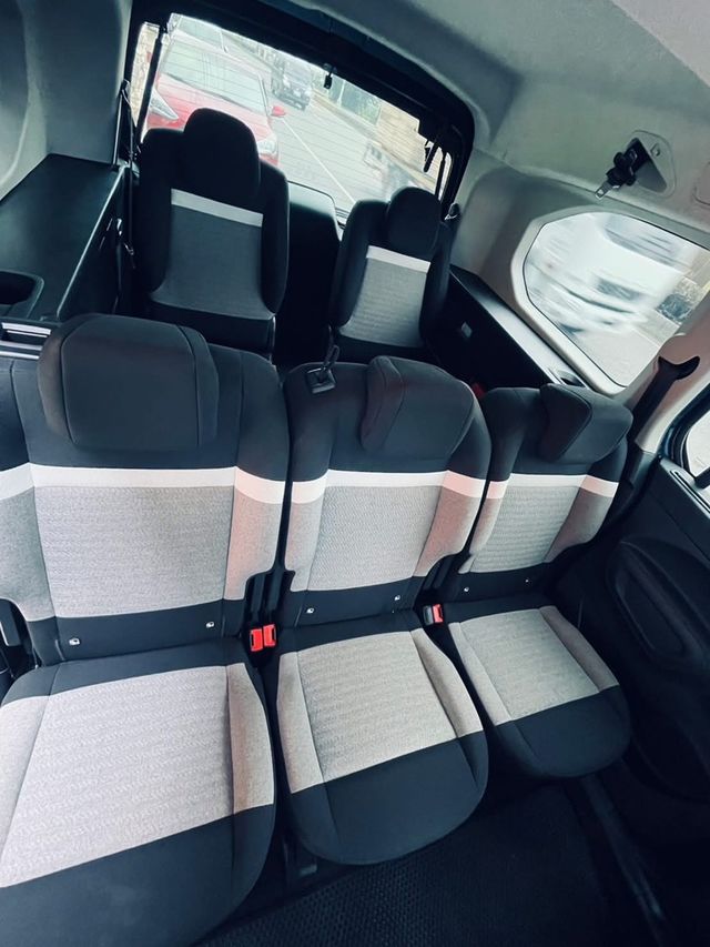 CITROEN雪鐵龍 BERLINGO  第6張相片