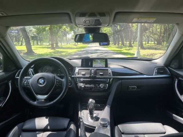 BMW寶馬 318I  第5張相片