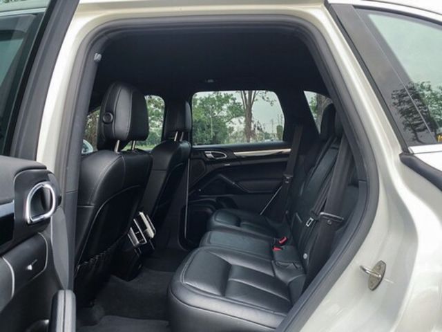 PORSCHE保時捷 CAYENNE  第9張相片